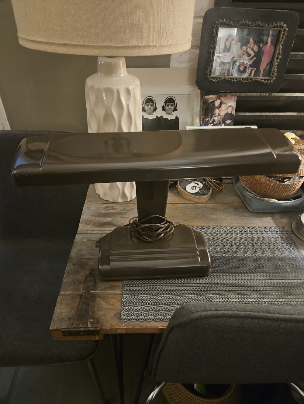 VTG.INDUSTRIAL DESK LAMP~30s-50s.EUC.INDUSTRIAL LAMP CORP.LIKE NEW! SO FUNKY ♡